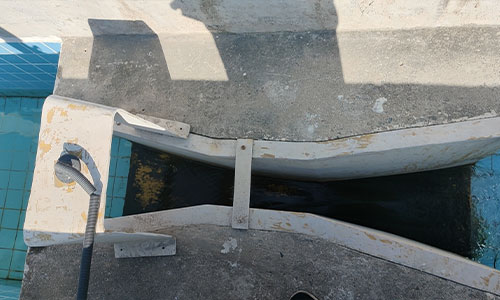 Ultrasonic open channel flow meter